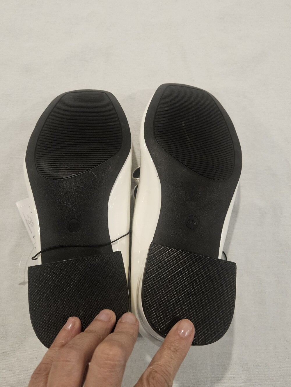 NWT Torrid Multistrap Micro Heel Mary Jane 8WW White/ Ivory - Picture 7 of 8